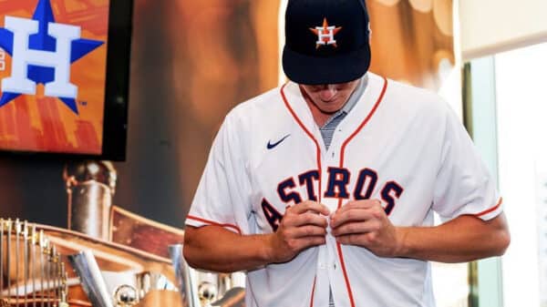 Top Prospect is Key to Astros' Dynasty Comeback Aspirations: With